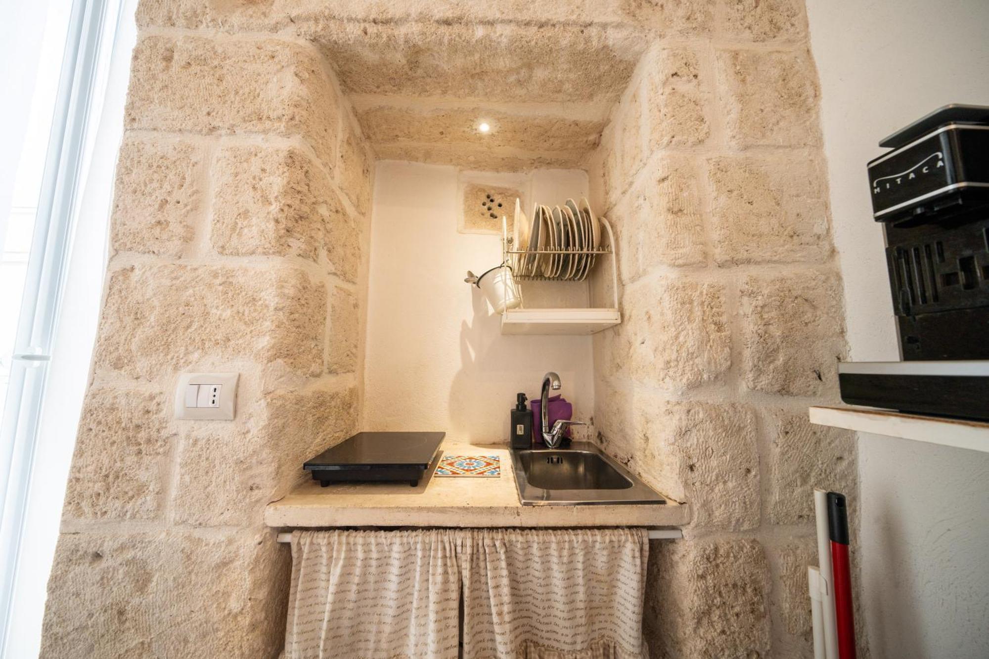 Polignano Bonita Hotel โปลีญาโนอามาเร ภายนอก รูปภาพ