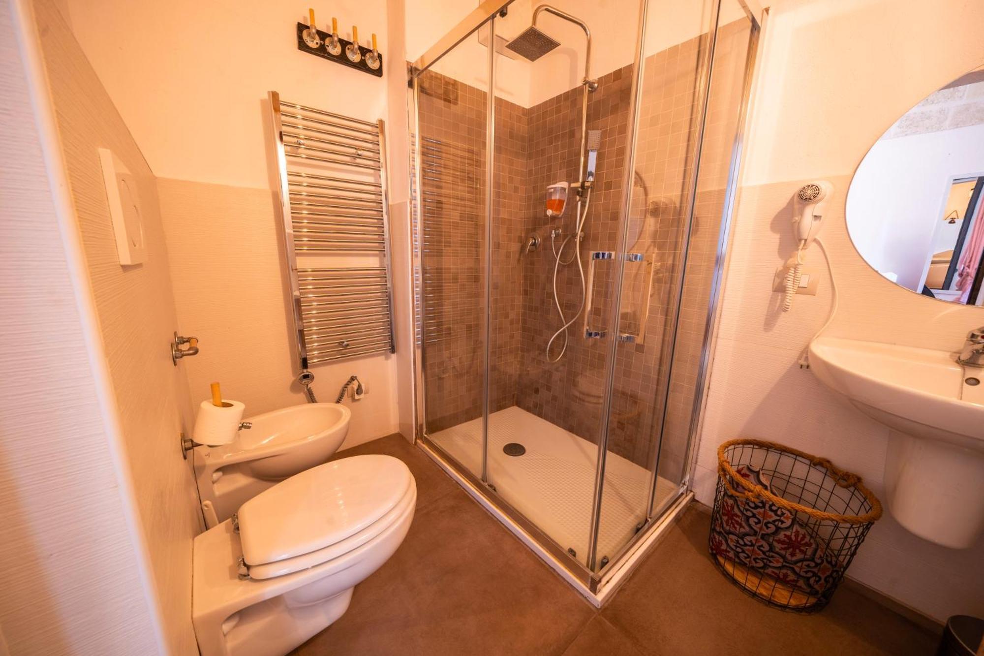 Polignano Bonita Hotel โปลีญาโนอามาเร ภายนอก รูปภาพ